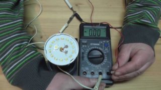 Vérification de la lampe LED.