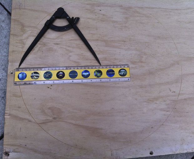 Faire un cercle à partir de contreplaqué.