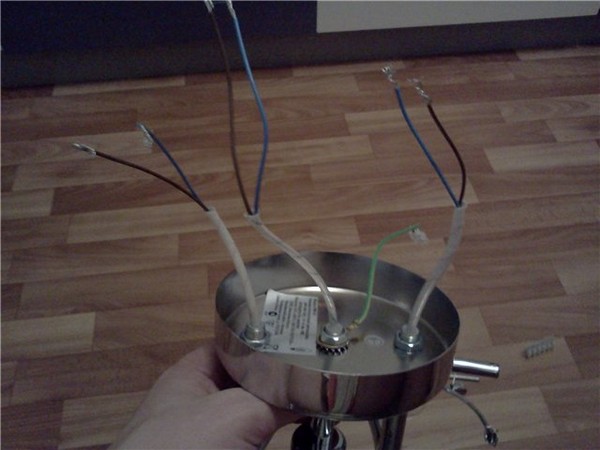 Lustre à trois bras