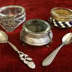 Cuillères et salières en cupronickel