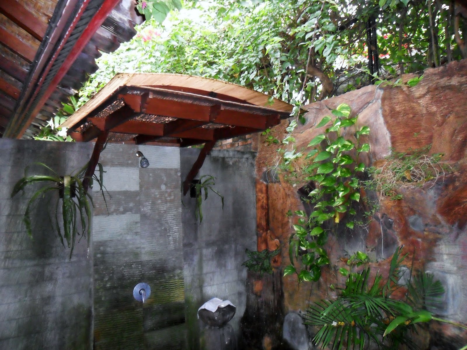 De quoi faire une douche d'été - page principale