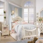 chambre d'enfant dans un style shabby chic