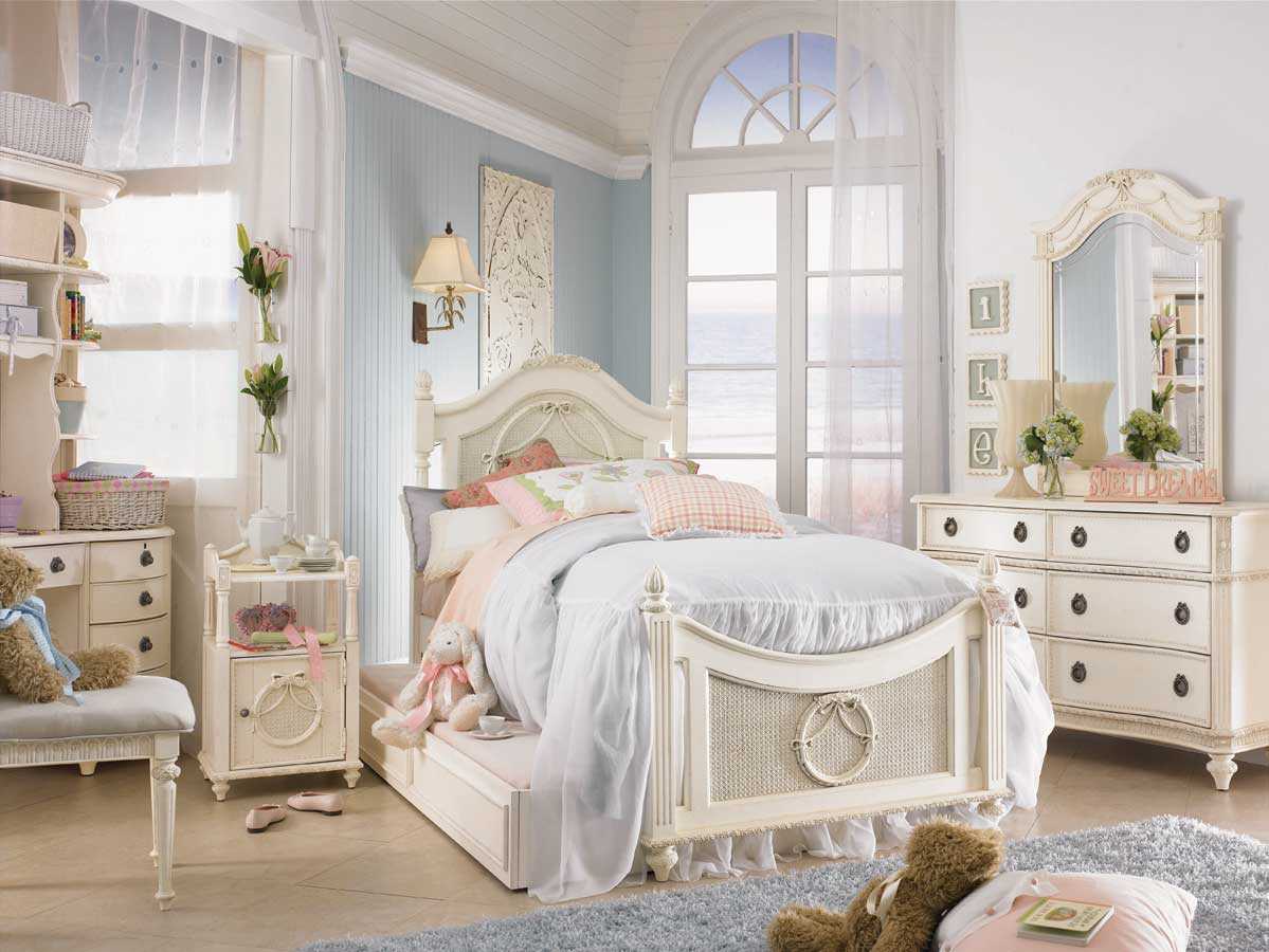 chambre d'enfant dans un style shabby chic