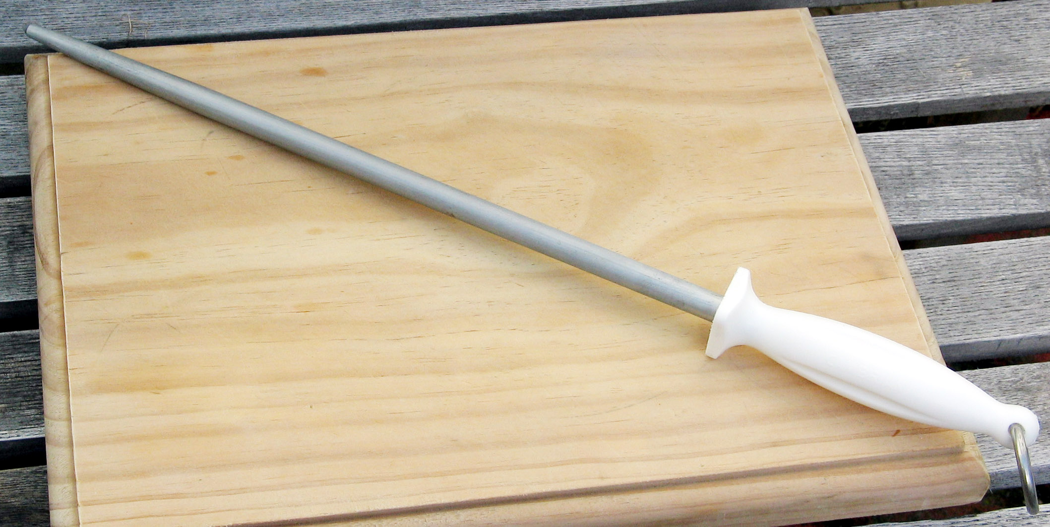 Musat sur une planche à découper