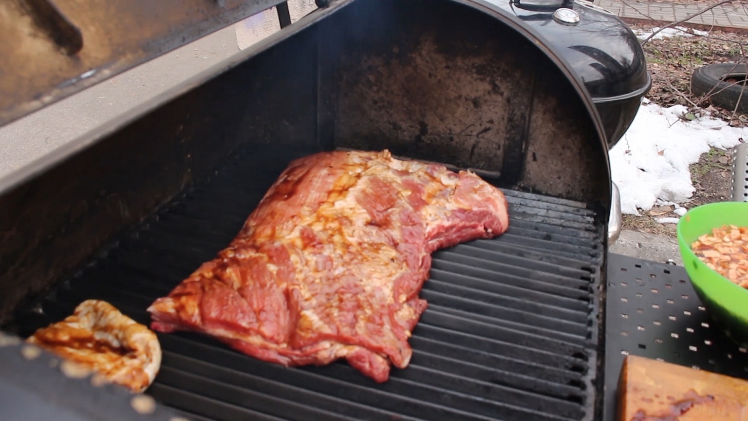 Porc fumé au fumoir