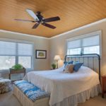 plafond de la chambre