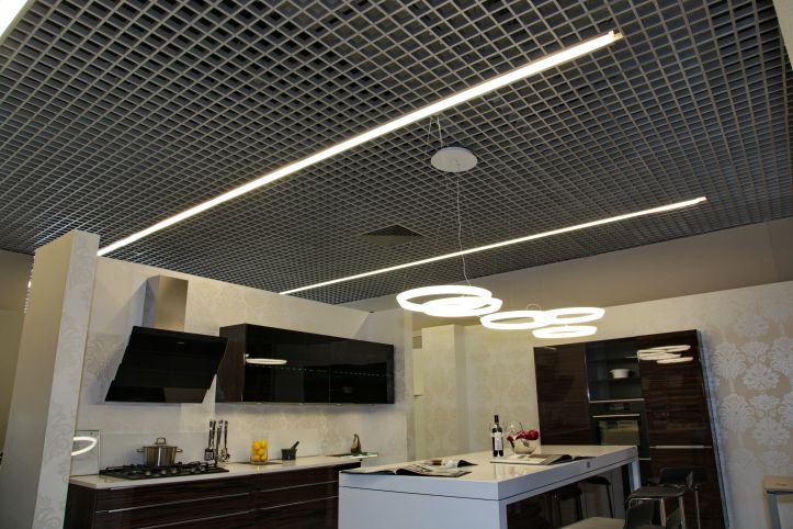 plafond grigliato dans la cuisine