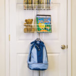 Organisateur sur la porte