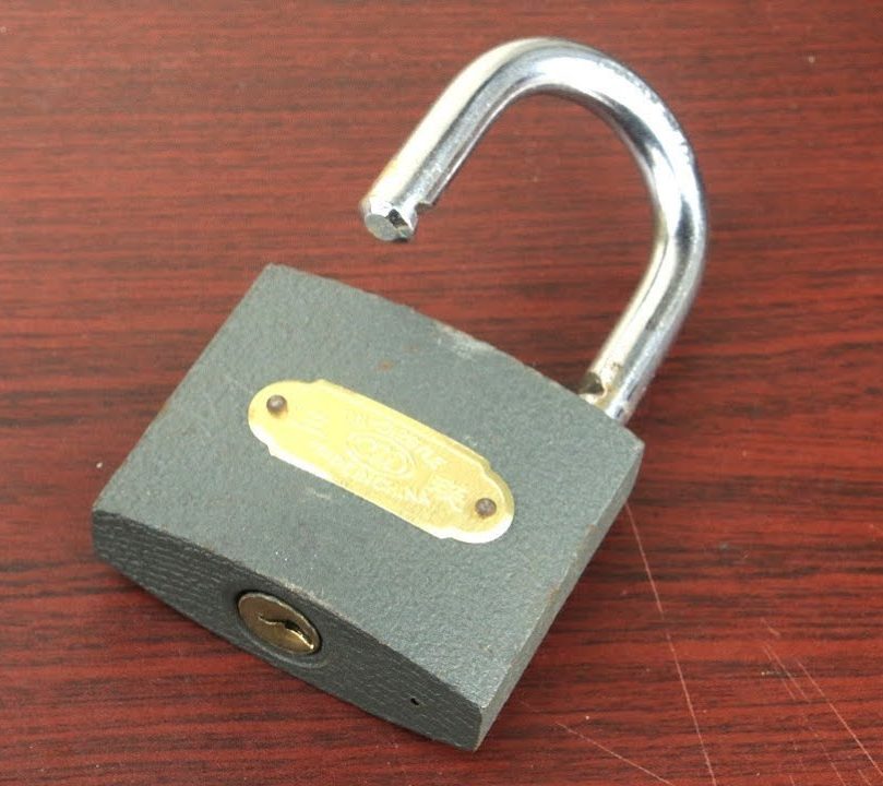 Petit trou dans la serrure