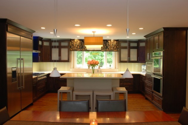 Meubles dans la cuisine asiatique.