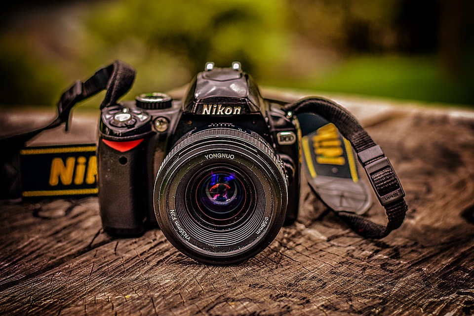 Appareil photo reflex.