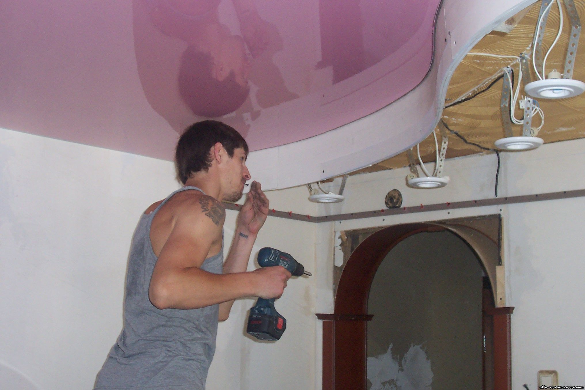 pose de plafond tendu