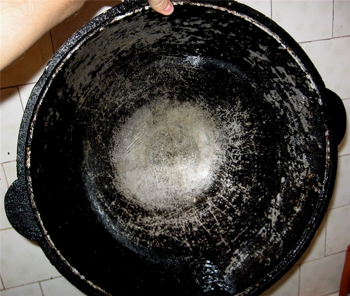 nettoyer le chaudron