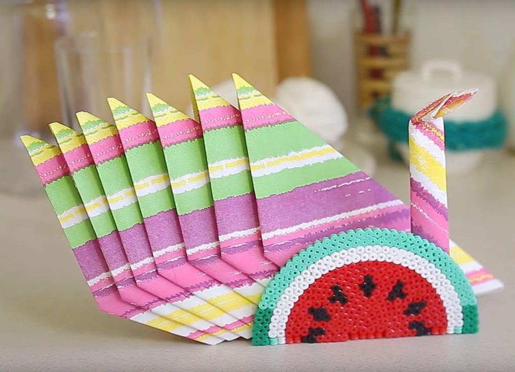 serviettes pliées oiseaux