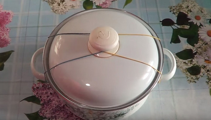 Gommes de papeterie pour casseroles