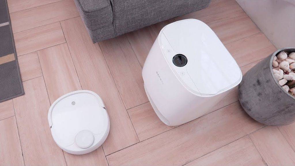 robot aspirateur pour sols stratifiés
