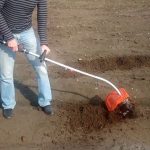 Cultivateur fait maison.