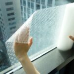 Film sur la fenêtre.