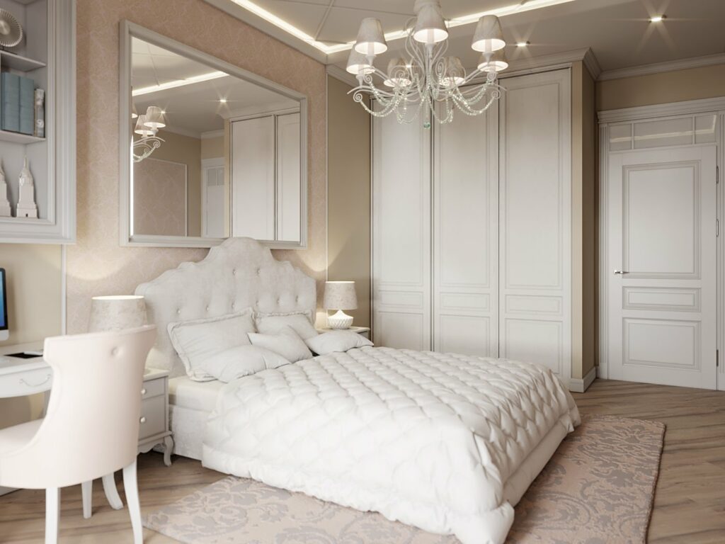 Chambre beige et blanche.