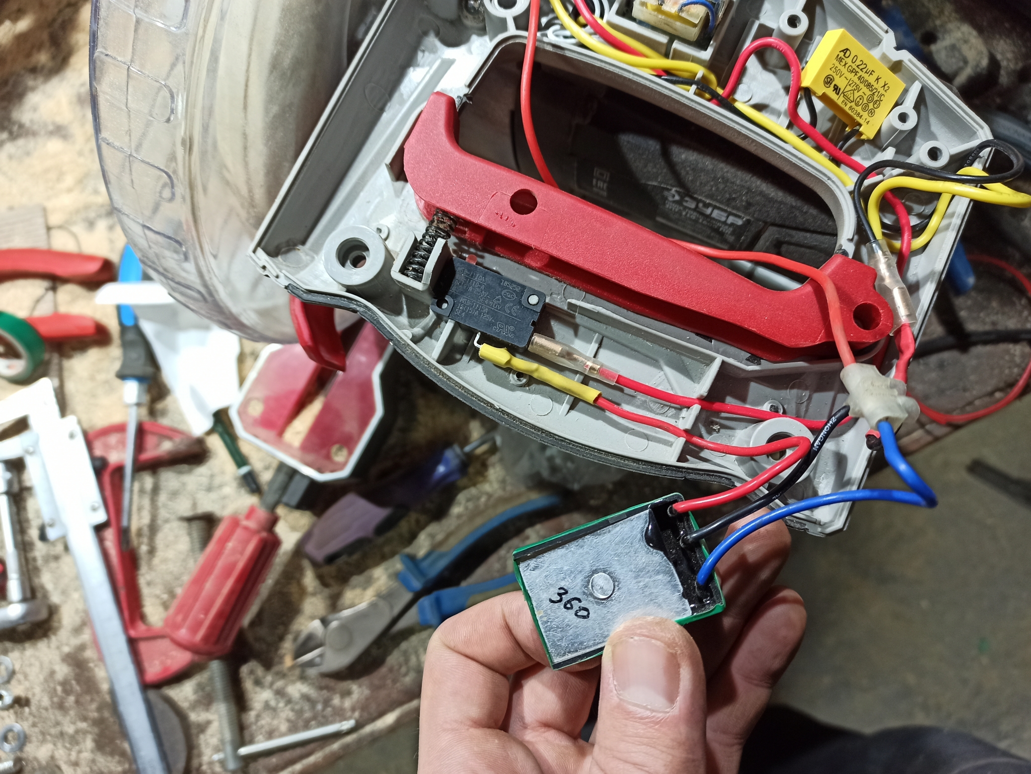 démarrage progressif sur une scie à onglet