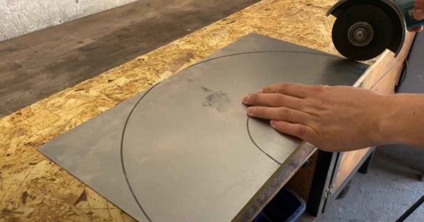 Flans semi-circulaires.