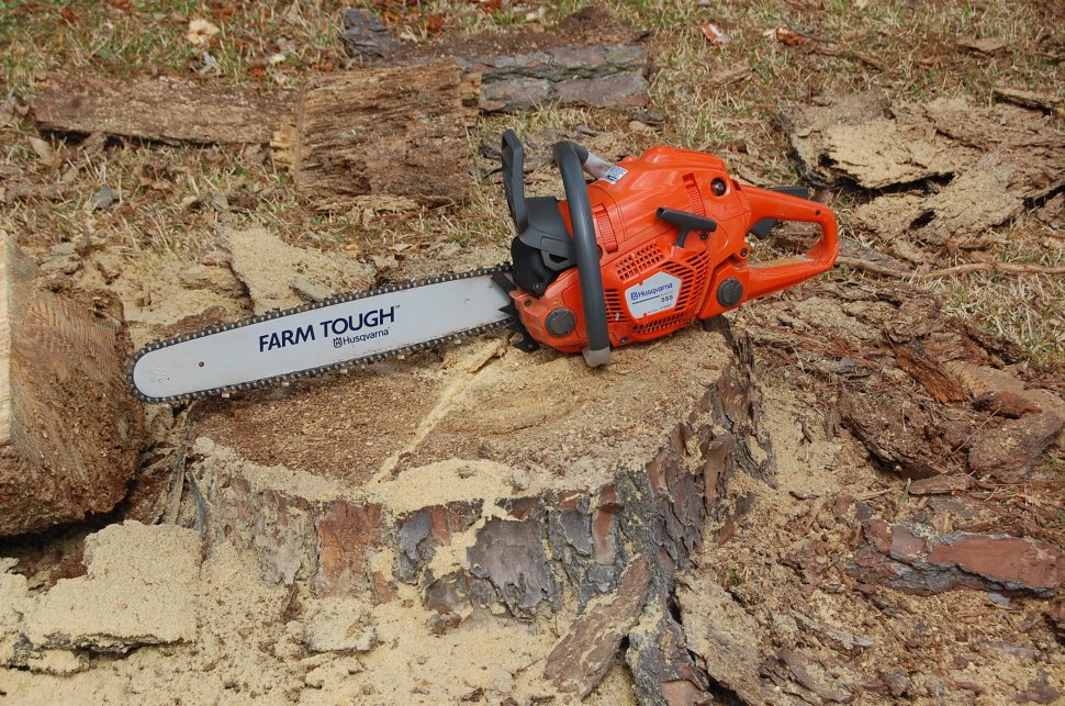 comment utiliser une tronçonneuse