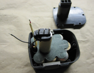 Ancienne batterie de tournevis qui ne fonctionne pas - 1