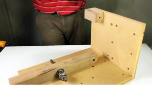 Circulaire d'une perceuse - 9