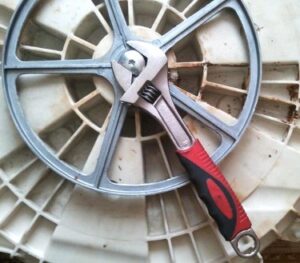 Dépose du réservoir et démontage du tambour