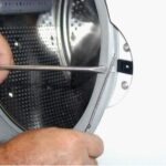 Comment retirer les amortisseurs d'une machine à laver