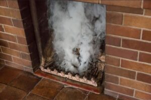 Pourquoi la cheminée fume-t-elle ?