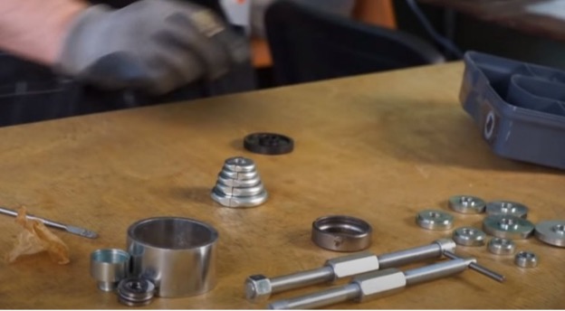 À quoi ça ressemble : un extracteur de roulement pour machine à laver